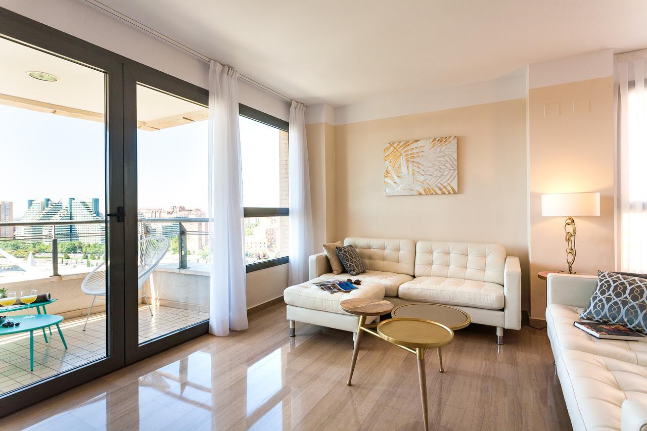 Apartup Green Opera Views Valencia Exterior photo