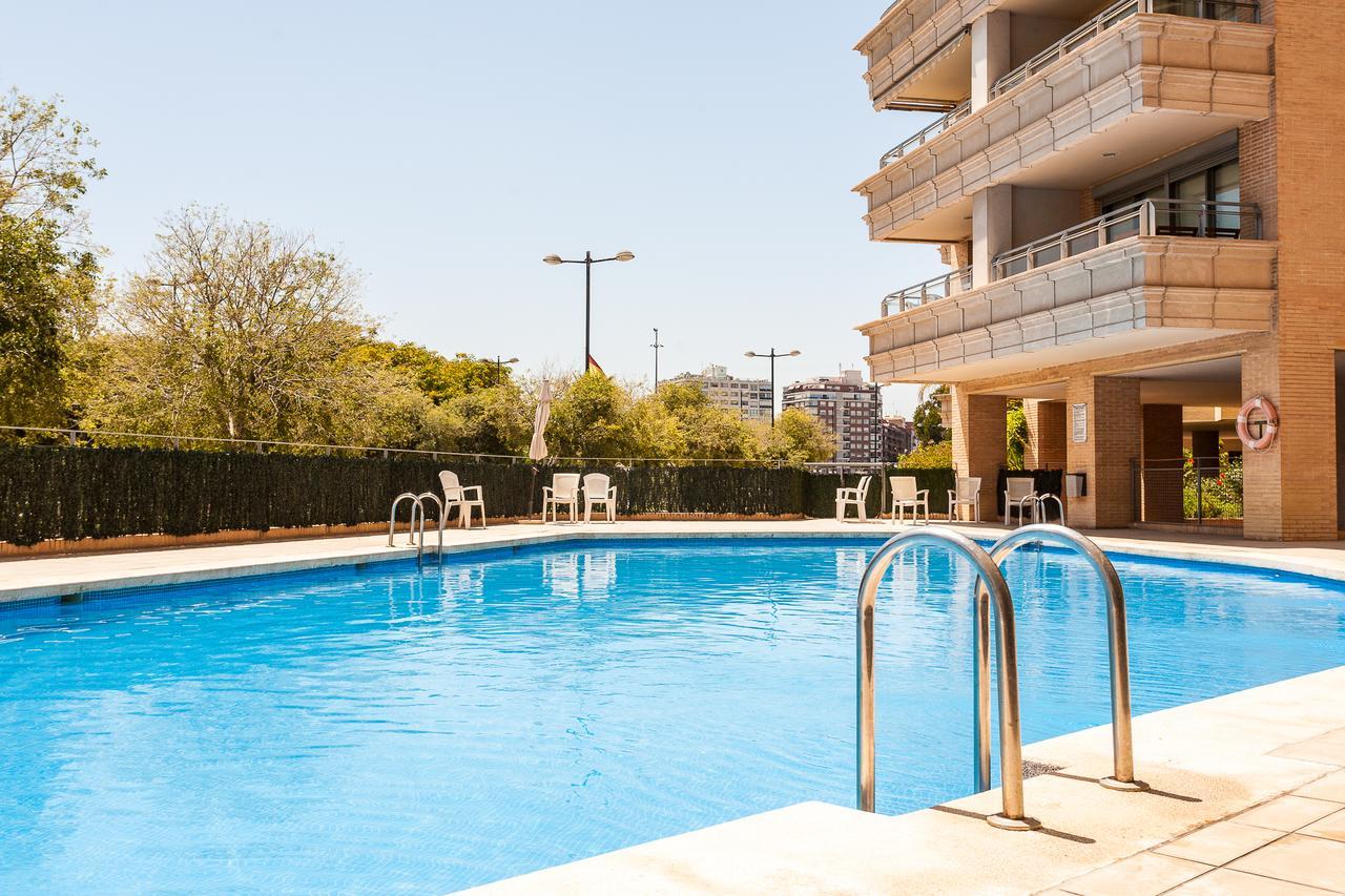 Apartup Green Opera Views Valencia Exterior photo