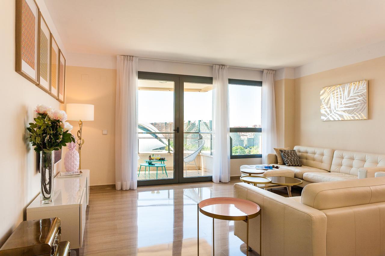 Apartup Green Opera Views Valencia Exterior photo